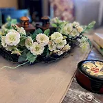 Traditional Mandola Vila *