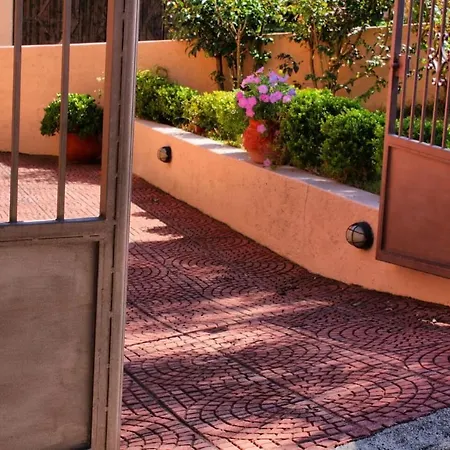 Traditional Mandola * Livathos (Kefalonia)
