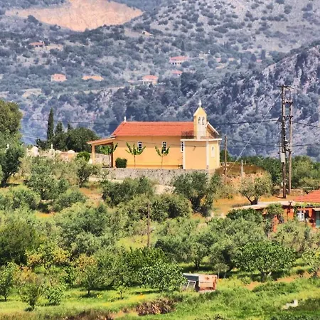 Villa Traditional Mandola