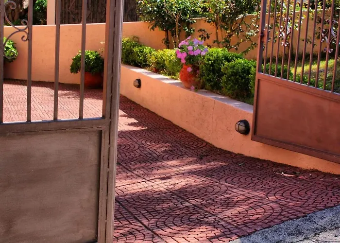 Traditional Mandola * Livathos (Kefalonia)