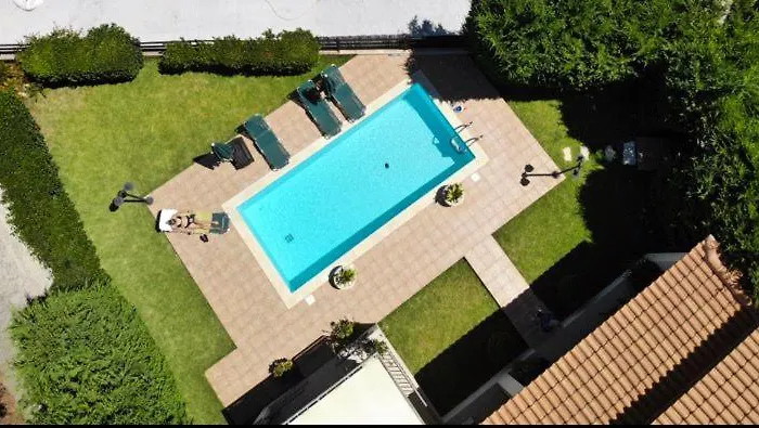 Traditional Mandola Villa *